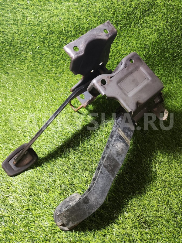 Блок педалей Renault Sandero 1 Renault 14 оригинальный номер X90011602011