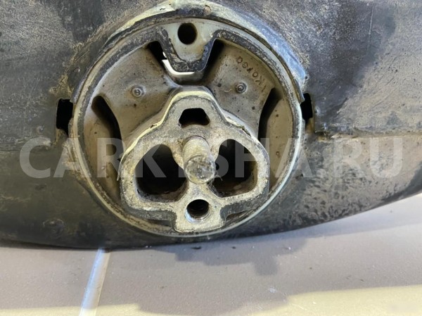 Балка крепления кпп Porsche Cayenne 1 Porsche Cayenne оригинальный номер 7L06399227