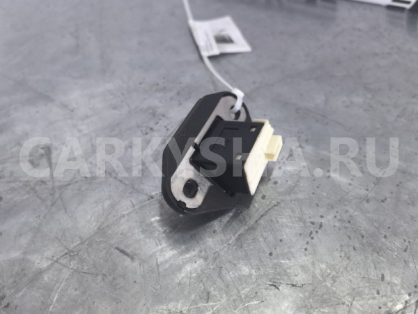 Кнопка открывания багажника Lexus IS 