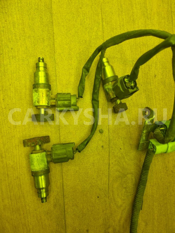 Инжектор Nissan Cedric оригинальный номер 16600AL580