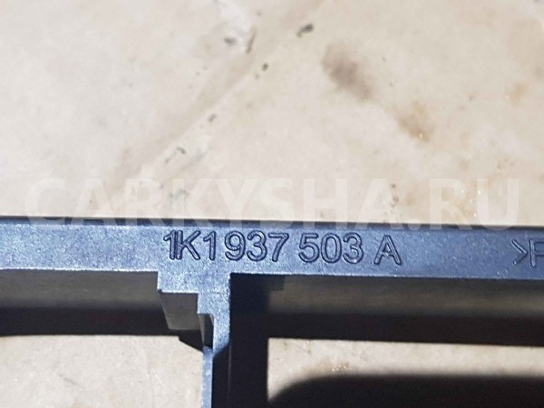 Блок реле Skoda Octavia II рестайлинг (2008—2013) Skoda Octavia оригинальный номер 1k1937503a