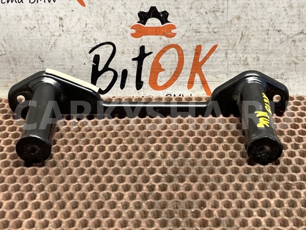 Кронштейн топливной рампы BMW X1 