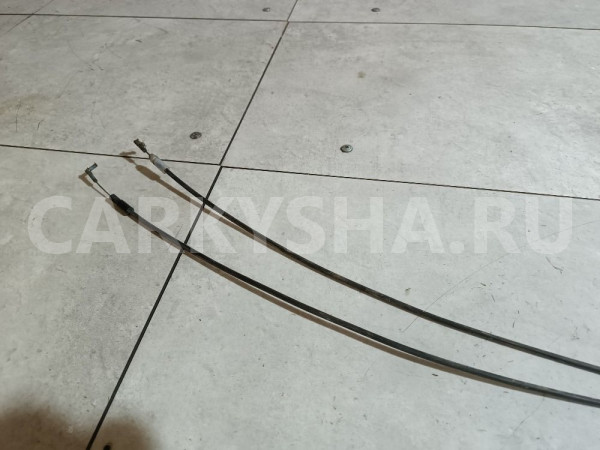 Замок двери передней правой Toyota Prius оригинальный номер 6903047010