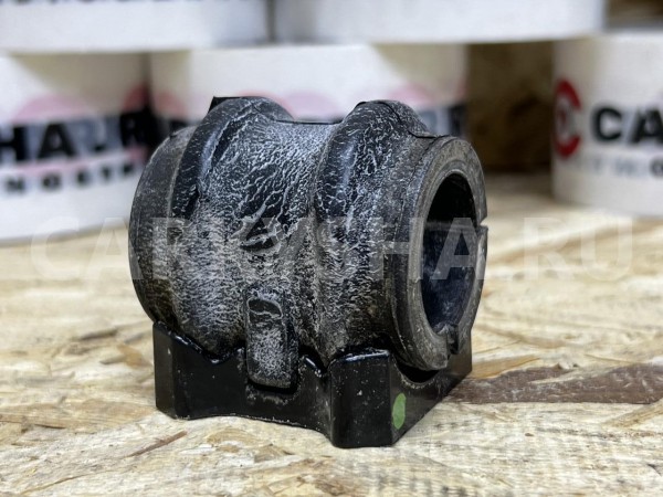 Втулка переднего стабилизатора Toyota Corolla XII (E210) – седан оригинальный номер 48815-02380