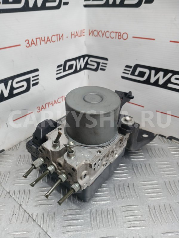 Блок ABS Toyota Mark X 