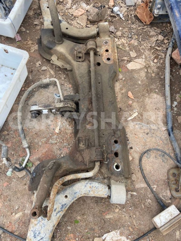 Подрамник Mazda Demio IDY (2002—2007) Mazda 2 оригинальный номер D52134800A