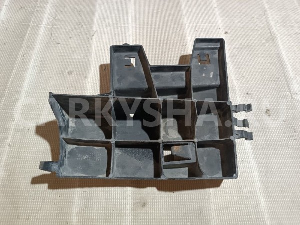 Кронштейн заднего бампера левый Citroen C4 