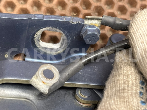 Петли капота Mini Clubman оригинальный номер 41 00 7 211 639, 41 00 7 211 639, 41007211639, 7211639, 51 23 2 754 739, 51232754739, 2754739, 41 00 7 211 640, 41007211640, 7211640, 51 23 2 754 740, 51232754740, 2754740, 2751203, 2 751 203, 2751204, 2 751 204