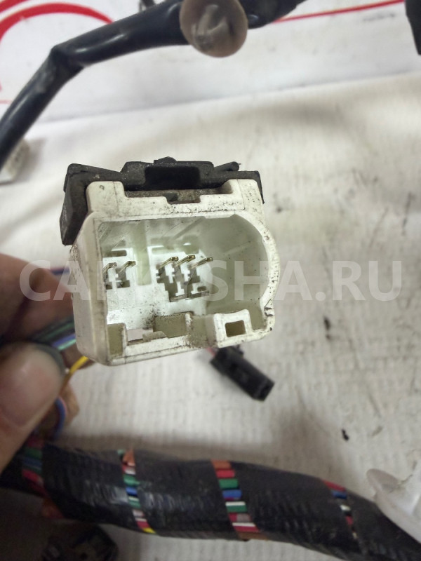 Проводка передней левой двери Suzuki SX4 Suzuki SX4 оригинальный номер 3675654L40