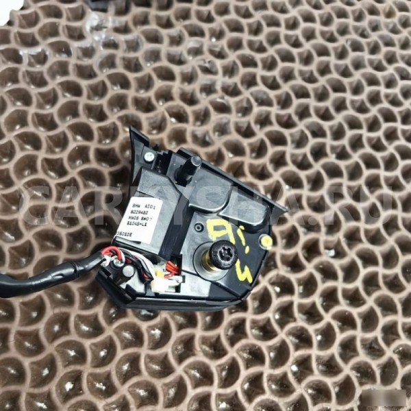 Кнопки активного круиз-контроля BMW 7er 