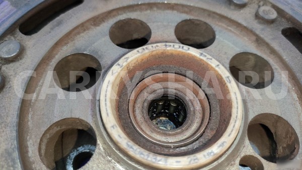 Маховик М111 2.3 мт Mercedes-Benz W210 Mercedes-Benz E-klasse оригинальный номер 1110306405