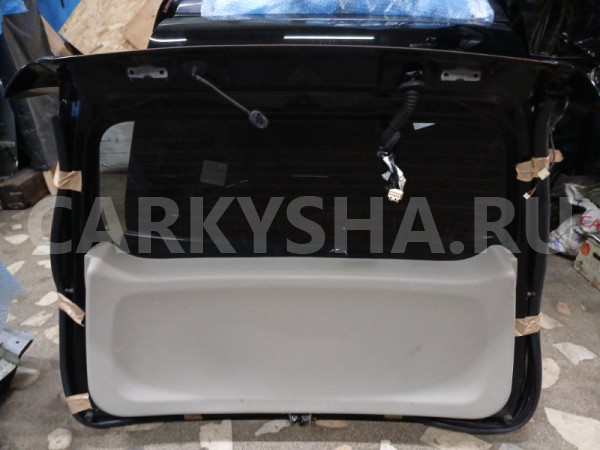Дверь багажника Mitsubishi Colt 