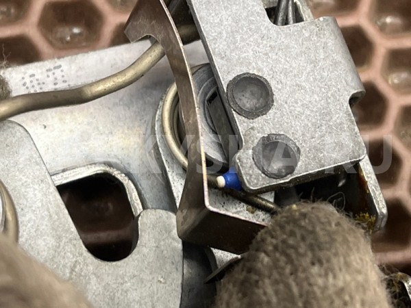 Замок капота BMW X5 оригинальный номер 51 23 7 178 753, 51 23 7 178 753, 51237178753, 7178753