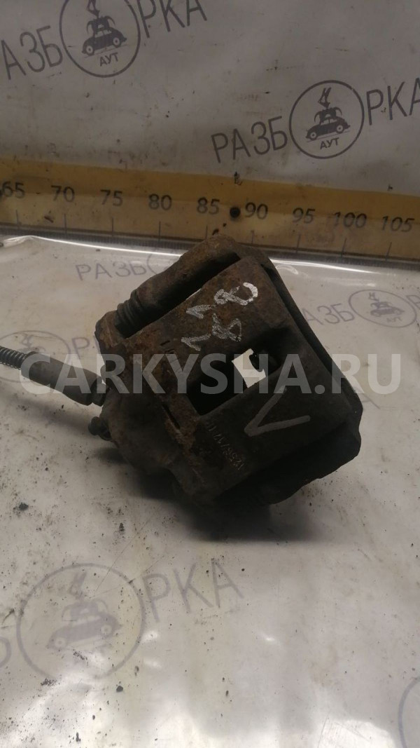Суппорт левый Renault Clio 2 Renault 19 оригинальный номер 7701207958