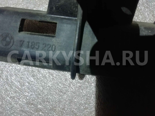 Направляющая стекла двери BMW X5 E70 (2006—2010) BMW X5 оригинальный номер 51357185220