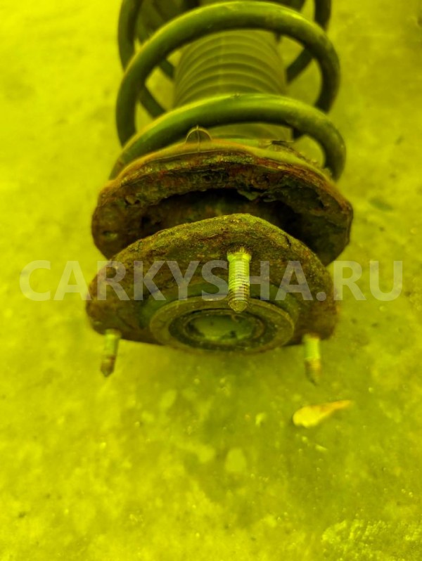 Стойка Toyota Probox 