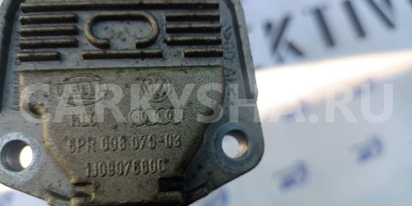 Датчик уровня масла Audi Q7 2007 1J0907660C 4LB BH Skoda Yeti оригинальный номер 1J0807660C