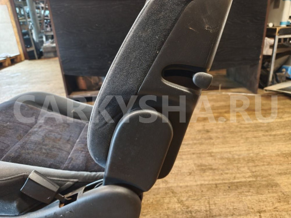 Сиденье переднее правое Mazda 2 
