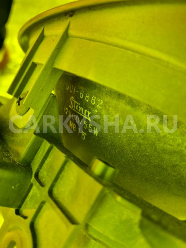Фара Mazda Carol оригинальный номер A08351040