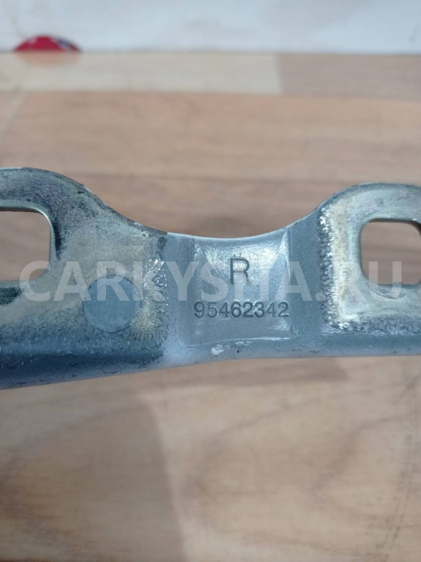 петля капота правая Chevrolet Aveo 