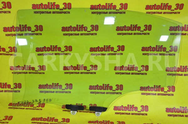 Стекло боковое Honda Civic 