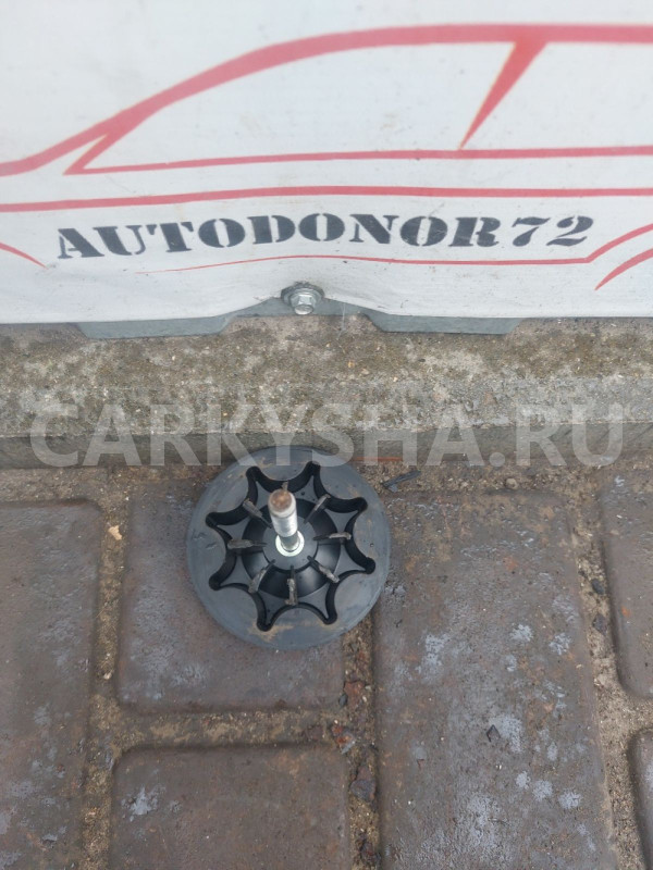 Крепление запасного колеса Toyota Avensis T250 Toyota Avensis оригинальный номер 5193122040