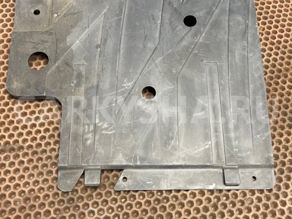 Защита днища BMW 3er оригинальный номер 51 75 7 258 049, 51 75 7 258 049, 51757258049, 7258049