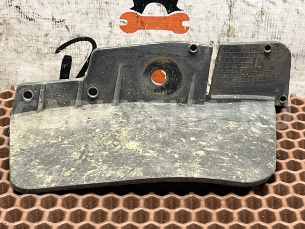 Пылезащитная кромка BMW X3 оригинальный номер 51 62 7 213 651, 51 62 7 213 651, 51627213651, 7213651