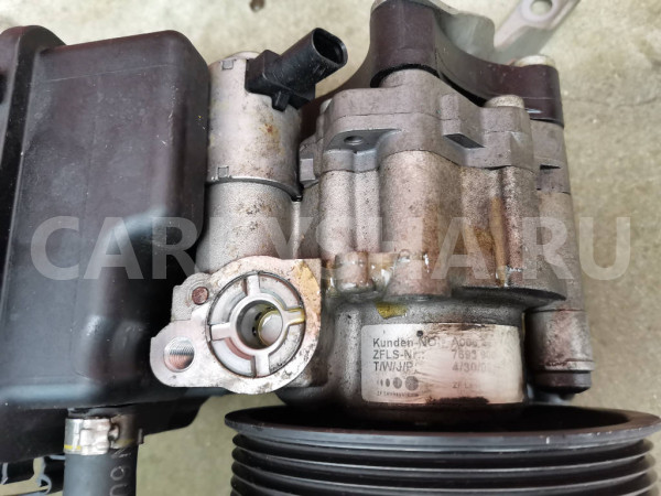 Насос гидроусилителя A0064661501 Mercedes-Benz C-Class W204 651.911 Mercedes-Benz C-klasse оригинальный номер A0064661501