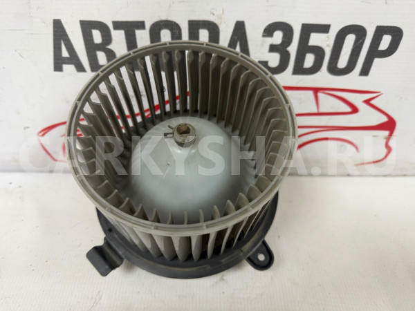 Моторчик печки Suzuki SX4 2006-2014 Suzuki SX4 оригинальный номер 7415080J10