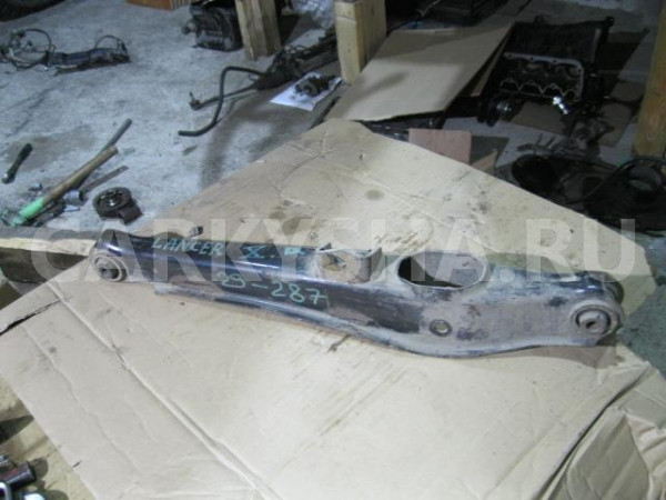Рычаг задний поперечный Mitsubishi Lancer (CX, CY) 2007 > Mitsubishi Lancer оригинальный номер 4113A011