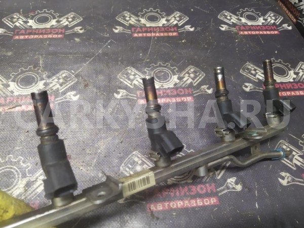 Топливная рампа Opel Astra H GTC 1.6л Opel Astra оригинальный номер 55559375