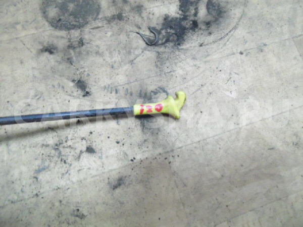 Фиксатор подставки капота Hyundai i20 I (2008—2012) Hyundai i20 оригинальный номер 811701J000