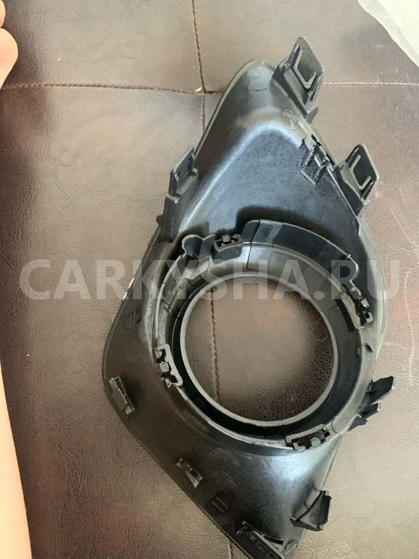 Рамка, накладка птф передний левый Mitsubishi ASX Mitsubishi ASX оригинальный номер MB121008L