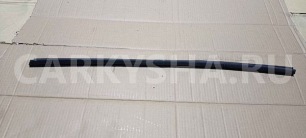 Уплотнитель стекла двери Hyundai Solaris I (2010—2014) Hyundai Solaris оригинальный номер 822310U0004X