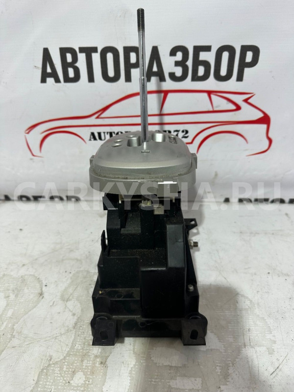 Селектор кулиса ркпп Toyota Yaris 2005-2011 Toyota Auris оригинальный номер 8945152020