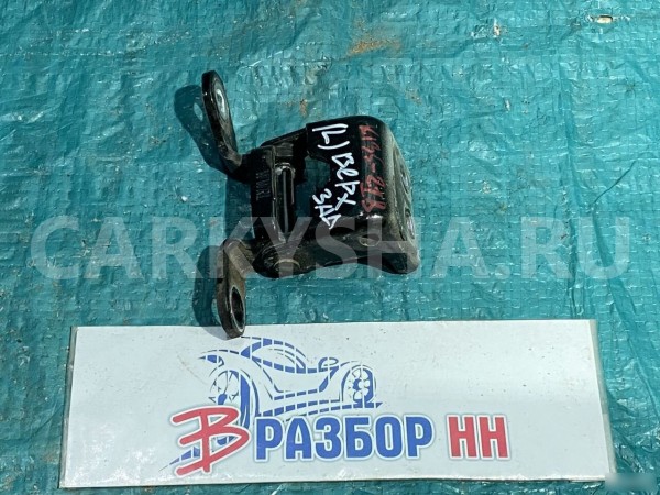 Петля двери задней левой  Honda CR-V III Honda CR-V оригинальный номер 67950SWWE01ZZ