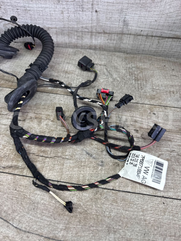 Проводка задней правой  двери Touareg NF / FL Volkswagen Touareg оригинальный номер 7p6971694f