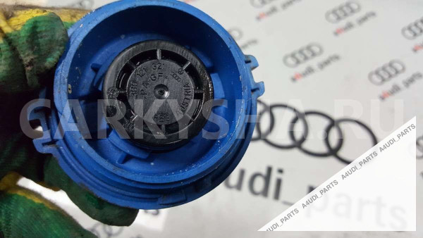 Пробка расширительного бачка Audi S4 B8 рестайлинг (2011—2015) Audi S4 оригинальный номер 3B0121321
