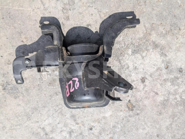 Подушка двигателя Toyota Corolla оригинальный номер 123050T110