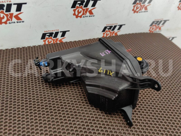 Бачок расширительный BMW X1 оригинальный номер 17 13 7 640 514, 17 13 7 640 514, 17137640514, 7640514, 17 13 7 607 482, 17137607482, 7607482, 17 13 7 567 462, 17137567462, 7567462, 17 13 7 543 026, 17137543026, 7543026, 17 13 7 519 368, 17137519368, 7519368