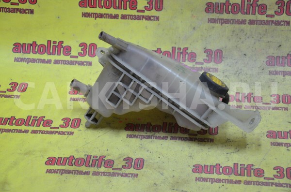 Бачок расширительный Toyota Auris 