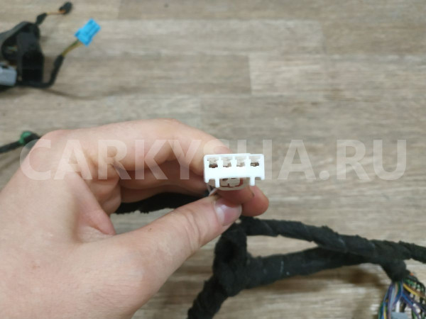 Проводка двери передней левой Land Rover Freelander оригинальный номер 7G9214K138BAH