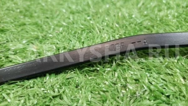 Поводок стеклоочистителя передний правый Renault Renault Duster 