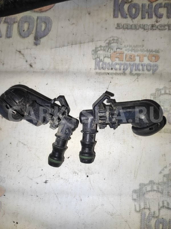 Форсунка омывателя фар BMW X5 