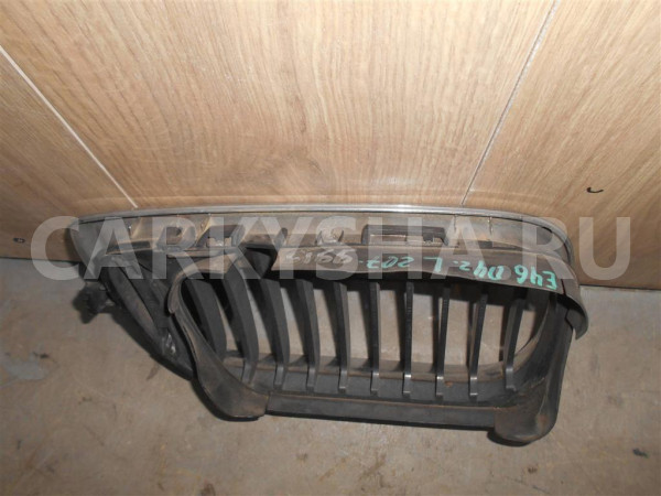 Решетка радиатора BMW 3-серия E46 1998-2005 BMW 3er оригинальный номер 51137072129