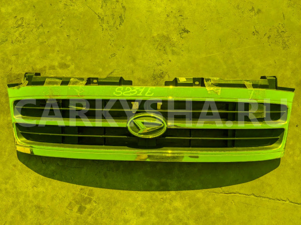 Решетка радиатора Daihatsu Hijet 