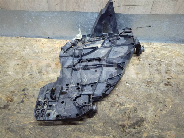 Кронштейн фары правой VW Touareg 2002-2010 Volkswagen Touareg оригинальный номер 7L6941292