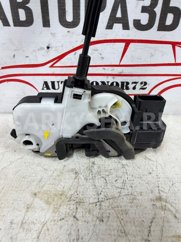 Замок передней правой двери Chevrolet Cruze J300 Chevrolet Cruze оригинальный номер 13579523