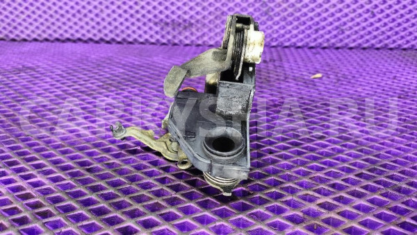 Замок двери передней правой Mercedes-Benz W124 Mercedes-Benz W124 оригинальный номер A1247202435